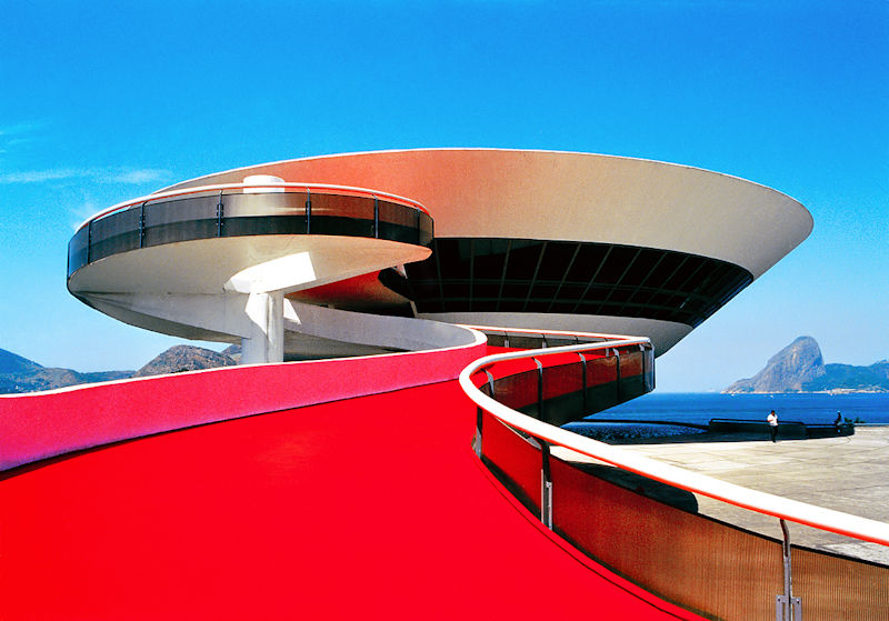 Museo de Arte Contemporaneo en Niteroi.Oscar Niemeyer Marcela Grassi Photography Commercial spaces Museums