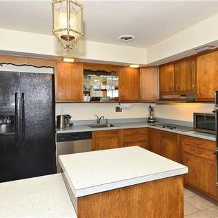 Before and After: From Mediocre to Modern Dream Home