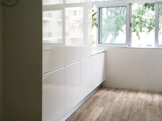 Remodelação Apartamento - Aveiro, GAAPE - ARQUITECTURA, PLANEAMENTO E ENGENHARIA, LDA GAAPE - ARQUITECTURA, PLANEAMENTO E ENGENHARIA, LDA Modern Kitchen