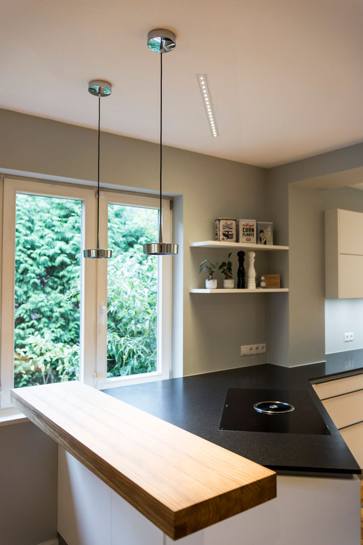 Küchenbeleuchtung Lichtja Licht und mehr GmbH Modern Kitchen Metron,Deckenainbauleuchte,Küchenbeleuchtung,Ribag,Lichtja,Hamburg