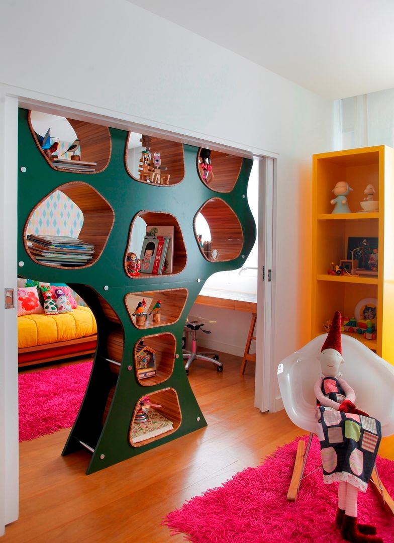 Quarto Violeta, Oba! Arquitetura Oba! Arquitetura Modern Kid's Room Construção,Decoração,laranja,Têxtil,Design de interiores,Pintar,Pisos,Sala de estar,Piso,vermelho