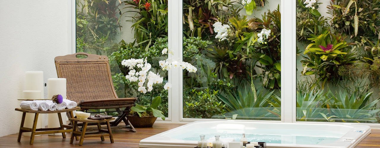 Casa Belvedere, Márcia Carvalhaes Arquitetura LTDA. Márcia Carvalhaes Arquitetura LTDA. Modern Spa Plantar,Mobiliário,Tabela,Cadeira,Prédio,Flor,Sombra,Planta de casa,Madeira,Mobília ao ar livre