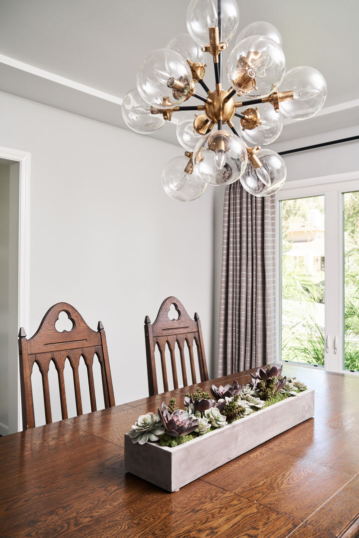 La Canada Family Home, Peltier Interiors Peltier Interiors Modern Dining Room