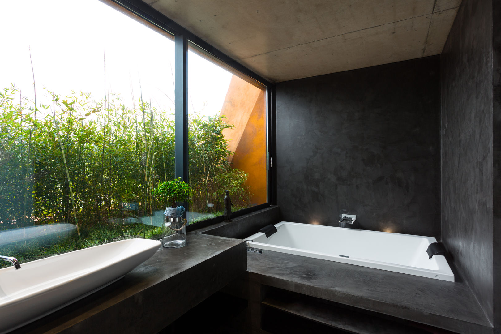 Casa Varatojo , Atelier Data Lda Atelier Data Lda Modern Bathroom