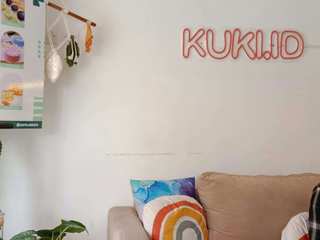 EA20250908-23964 Press profile homify Living room Furniture, Interior design, Home, Flooring, Room, Floor, Living room, Couch, Houseplant, Daybed