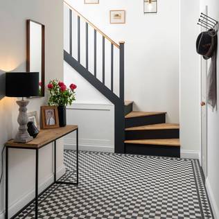 Furnishing the Hallway: 17 Ideas to Fall in Love with
