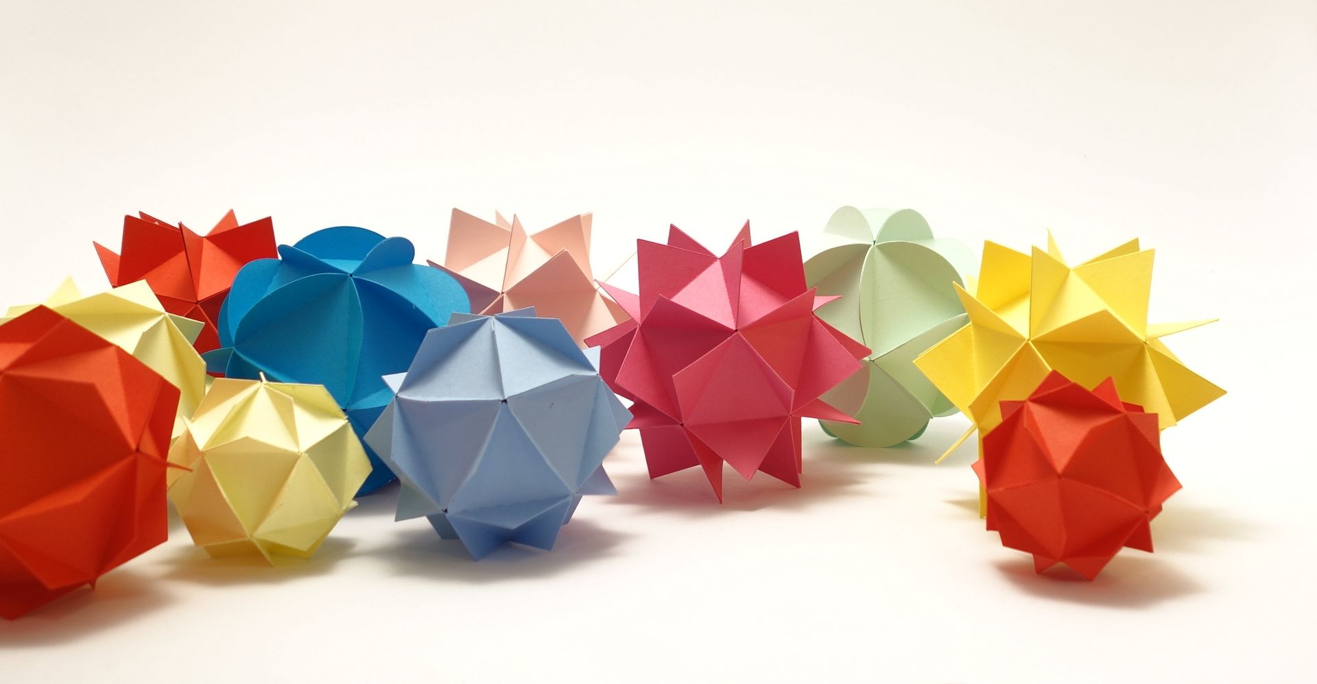 DIY - Papierornamente asdf12 Commercial spaces Car Dealerships