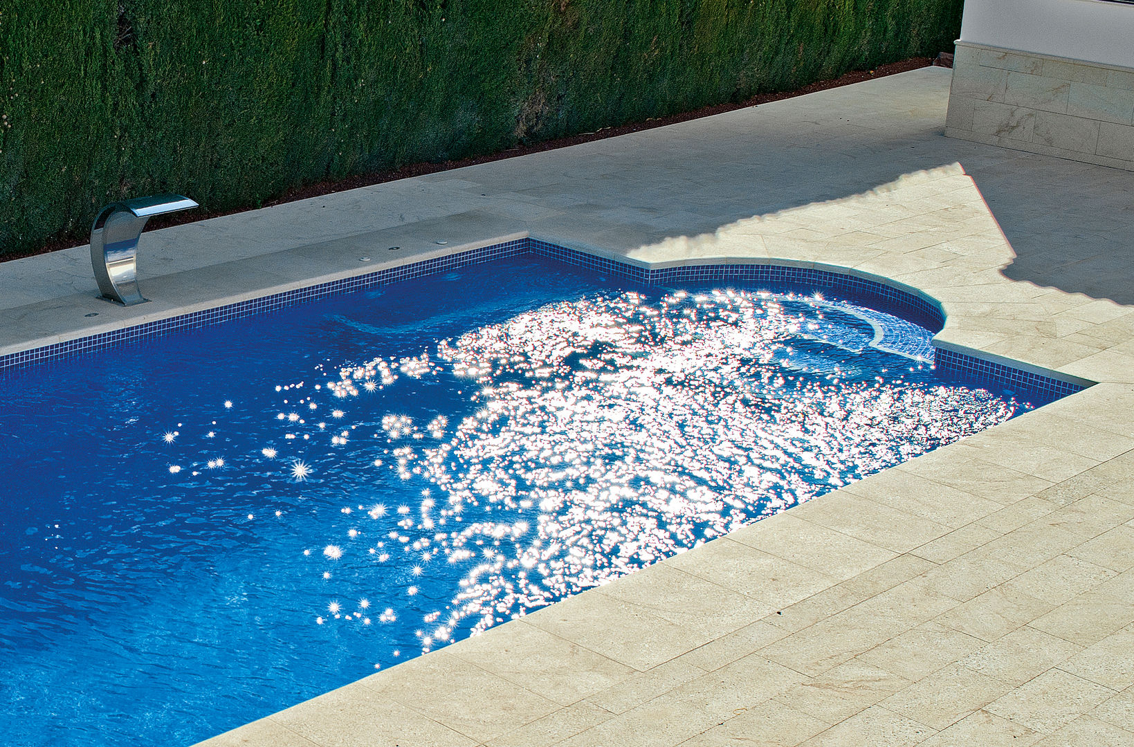 Piscina de tosca homify Modern Pool Pool
