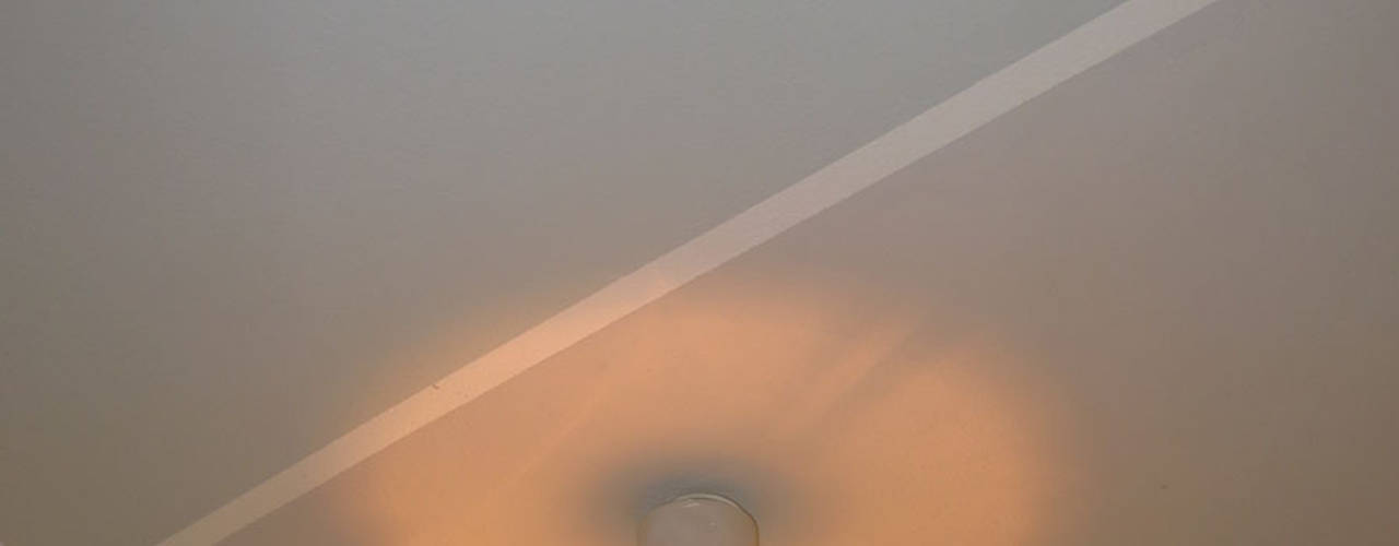 Flur - Beleuchtung und Decke Holzer & Friedrich GbR Modern Living Room