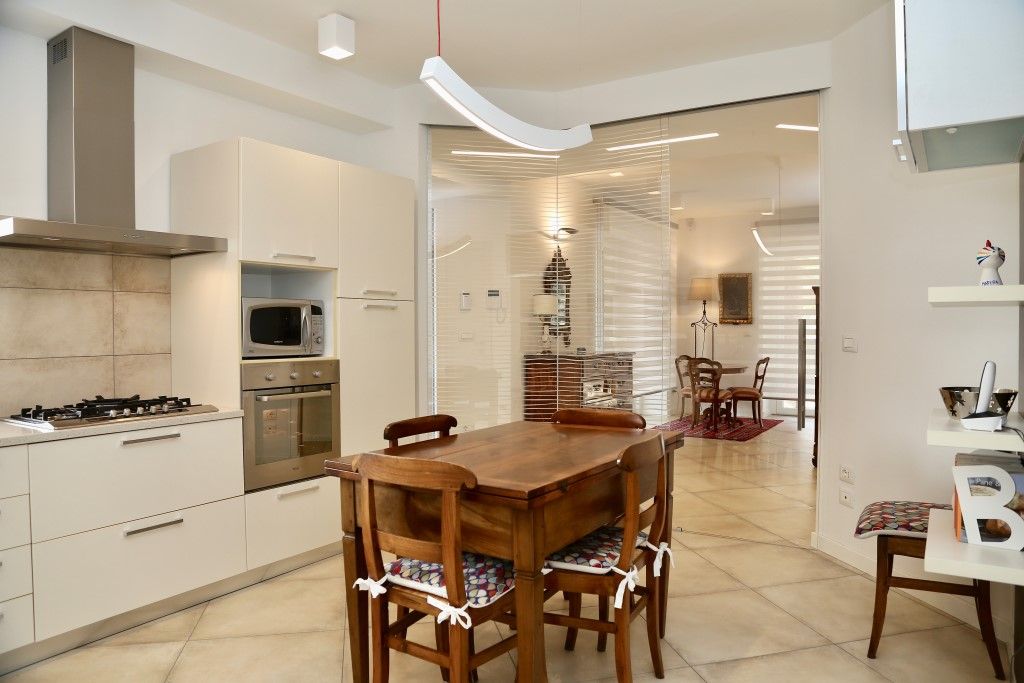 villa di campagna - 2017, architetto Davide Fornero architetto Davide Fornero Built-in kitchens Solid Wood Multicolored