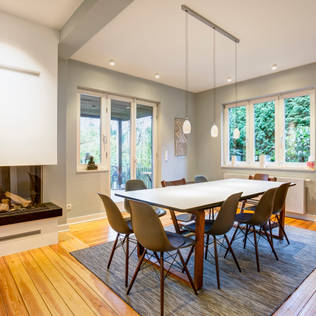 A single detached house with an ingenious lighting concept