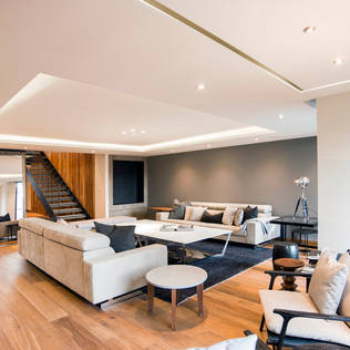 Ensure the apt end table height for homey visual harmony 