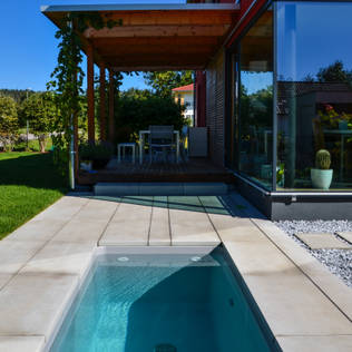 17 wonderful small pool ideas for small home spaces