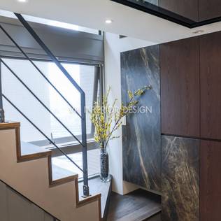 11 Staircases built beyond its purpose