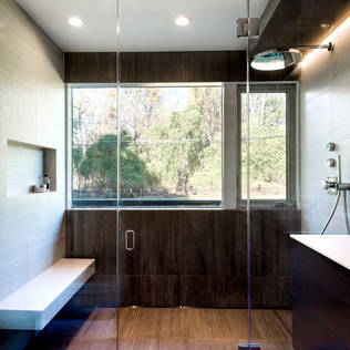 10 modern bathrooms with fabulous showers 