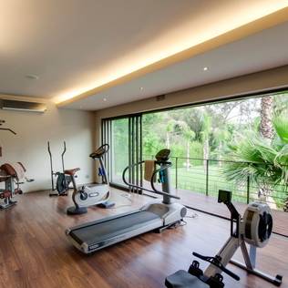 Pump it up with these 11 home gym ideas! 