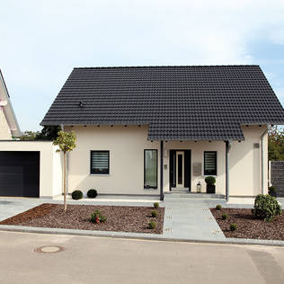 Living in A Small House: 6 Unbeatable Advantages 