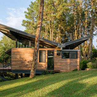 7 Modern Roof Designs to Revitalize Your Forever Home
