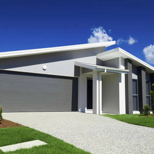 7 Modern Roof Designs to Revitalize Your Forever Home