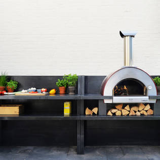 Design and Accessories for a Perfect Outdoor Kitchen