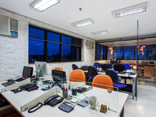 Reforma e modernização de escritório comercial, Amanda Pinheiro Design de interiores Amanda Pinheiro Design de interiores Commercial spaces