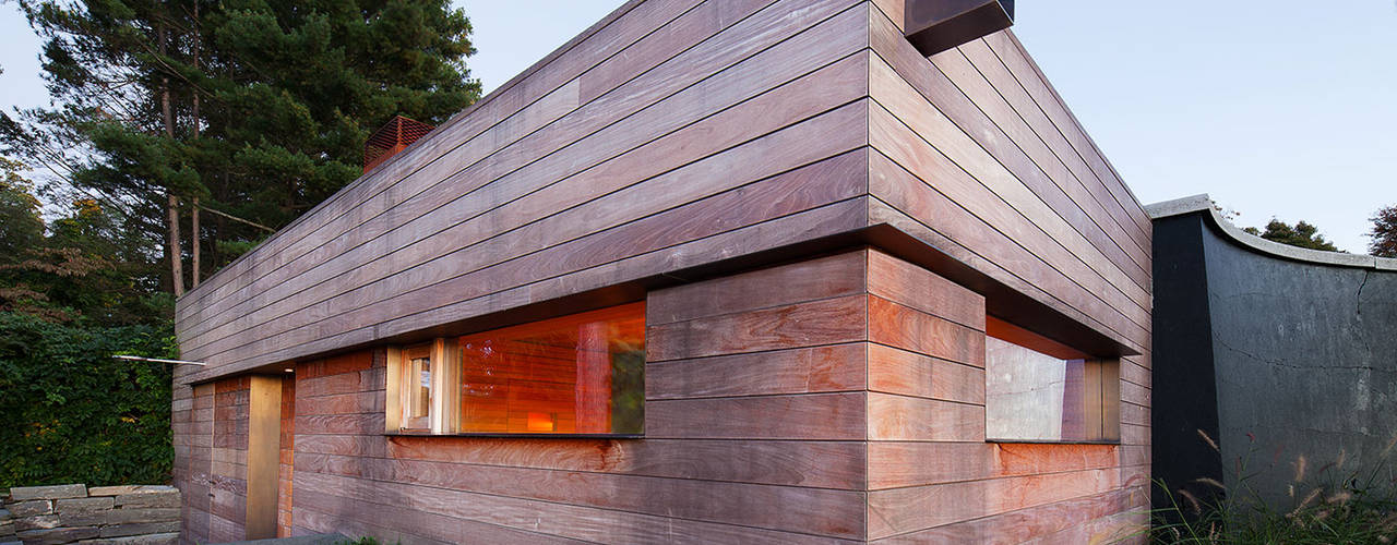 Hudson Valley Spa andretchelistcheffarchitects Wooden houses cedar,ipe,long windows,modern,spa,scenic,soapstone,hudson,new york