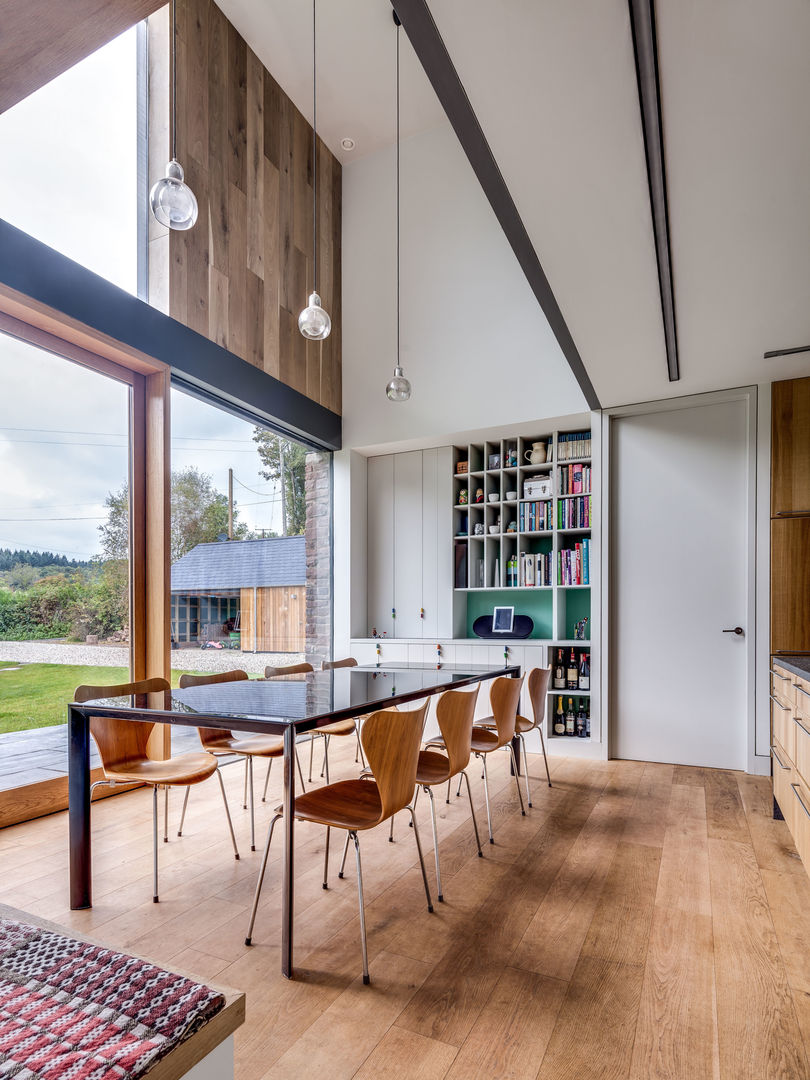 A Modern Family Home: The Nook, Hall + Bednarczyk Architects Hall + Bednarczyk Architects Modern Dining Room
