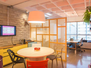 Bloom Arquitetura e Design, Bloom Arquitetura e Design Bloom Arquitetura e Design Modern Study Room and Home Office